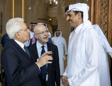 Doha - Il Presidente della Repubblica Sergio Mattarella con Sua Altezza l’Emiro dello Stato del Qatar, Tamim bin Hamad Al-Thani in occasione della visita nello Stato del Qatar, oggi  21 gennaio 2020.
(Foto di Paolo Giandotti - Ufficio per la Stampa e la Comunicazione della Presidenza della Repubblica)