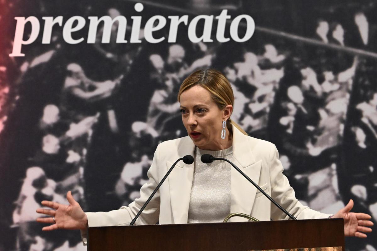 La presidente del Consiglio dei Ministri, Giorgia Meloni, nel corso del convegno "La Costituzione di tutti - Dialogo sul premierato" a Montecitorio, Roma 8 maggio 2024. 
ANSA/MAURIZIO BRAMBATTI