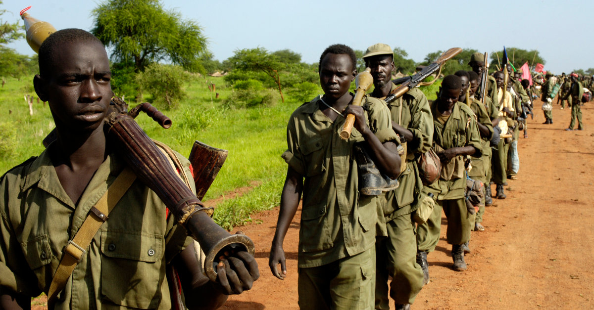 SPLA soldiers redeploy south from the Abyei area in line with the road map to resolve the Abyei crisis.