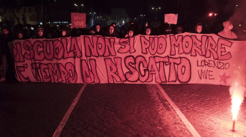 ROME, ITALY - JANUARY 28: Demonstration by the student movement La Lupa (The she-wolf) against alternating school work and to remember Lorenzo Parelli, the student crushed by a beam on the last day of his internship at the Burimec plant, in the province of Udine, on January 28, 2022 in Rome, Italy. (Photo by Stefano Montesi - Corbis/Corbis via Getty Images)